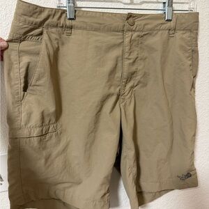 The North Face Men's Tan Cargo Shorts